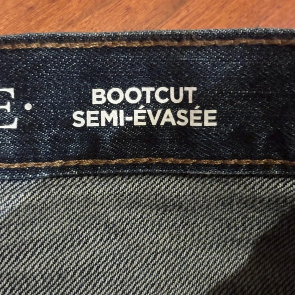 NWT The Children's Place Dark Blue Jeans Bootcut Semi-Evasee Size 12 Slim